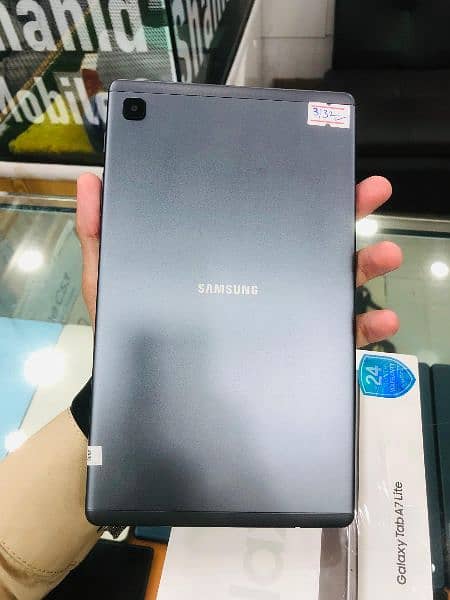 samsung galaxy A7 lite 3/32 available 4
