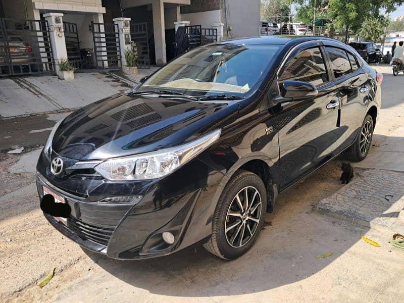 Toyota Yaris ATIV X CVT 1.5 4