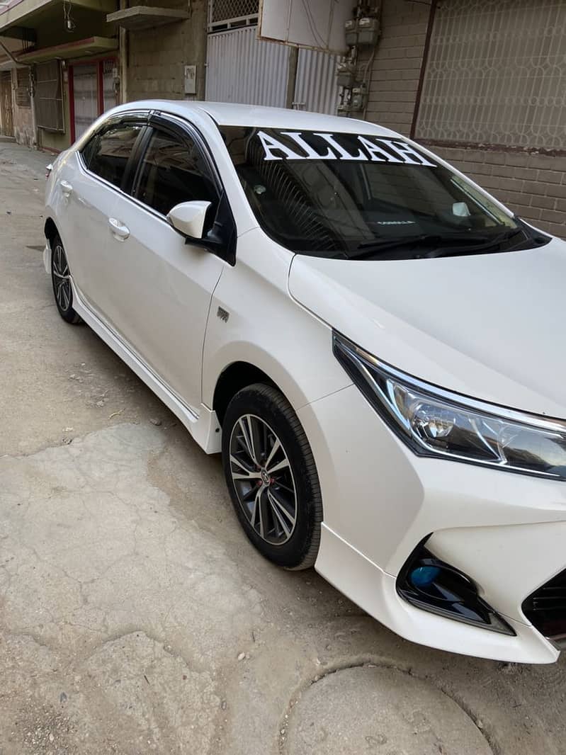 Corolla altis available for rent in Karachi and all Pakistan 0