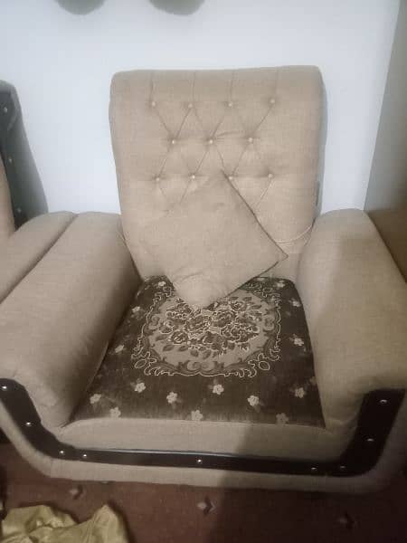 7 seater sofa new condition 1