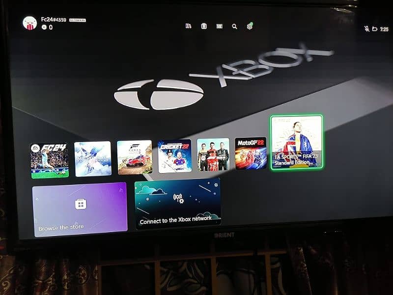 Xbox One 500GB, 2 Controller and 7 games Installed 12
