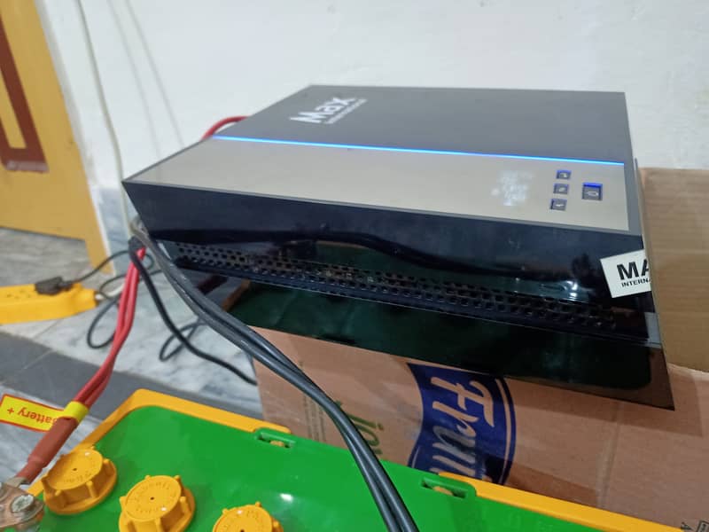 Max International UPS/inverter With Phoenix new battery for sale. 15