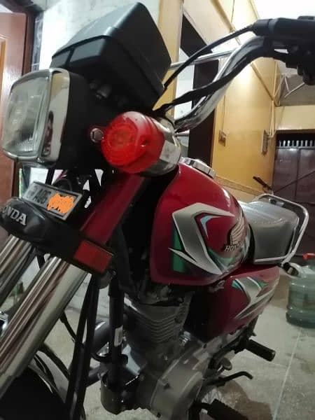 honda125 red colour 23model contact naber 03270233883 0