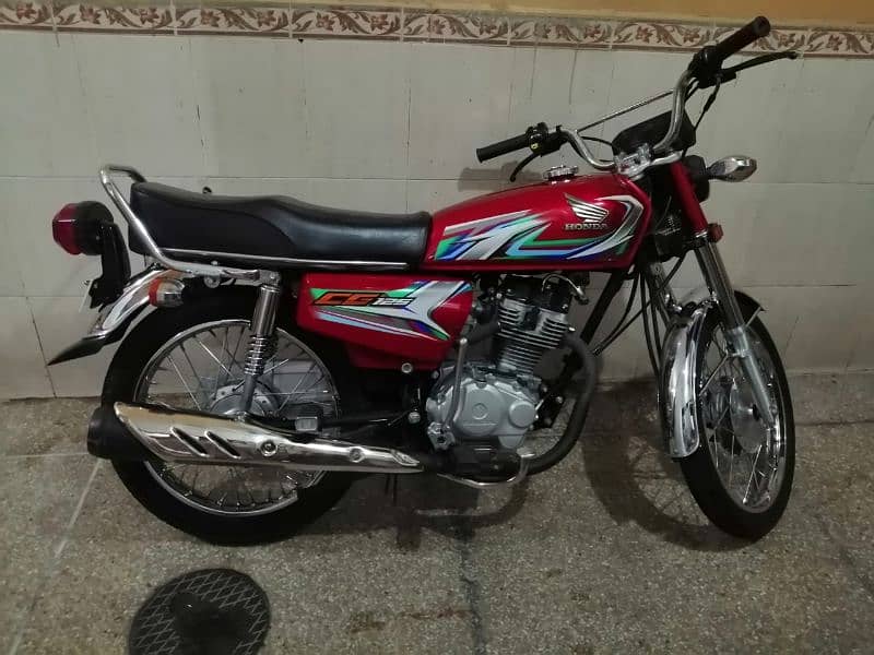 honda125 red colour 23model contact naber 03270233883 1