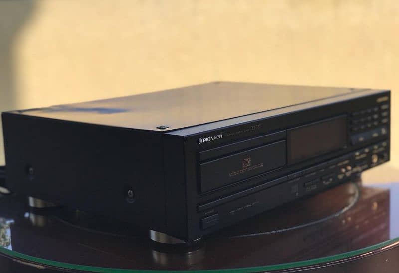 Pioneer and Arcam CD player Cambridge Audio CD/ DVD PLAYER 1