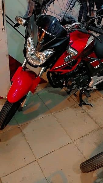 Honda CB 150 F Genuine condition first owner clpc document clear 4