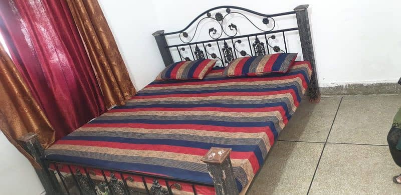 Iron bed for sale 0