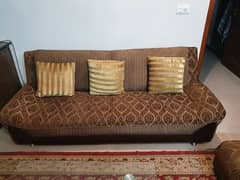 5 Seater SOFA Set With Table And Dewan SOFA Available For sale