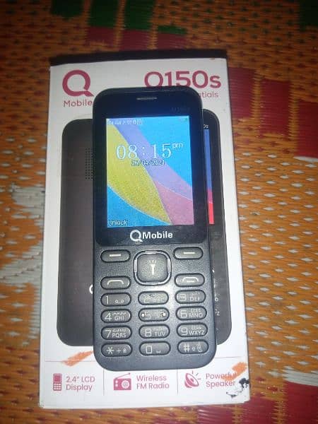 Q Mobile Q150s 3