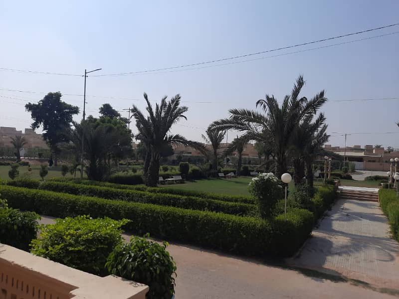 Flat Of 305 Square Feet In KN Gohar Green City For Sale 4