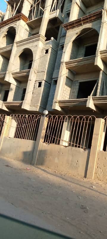 Flat Of 305 Square Feet In KN Gohar Green City For Sale 8