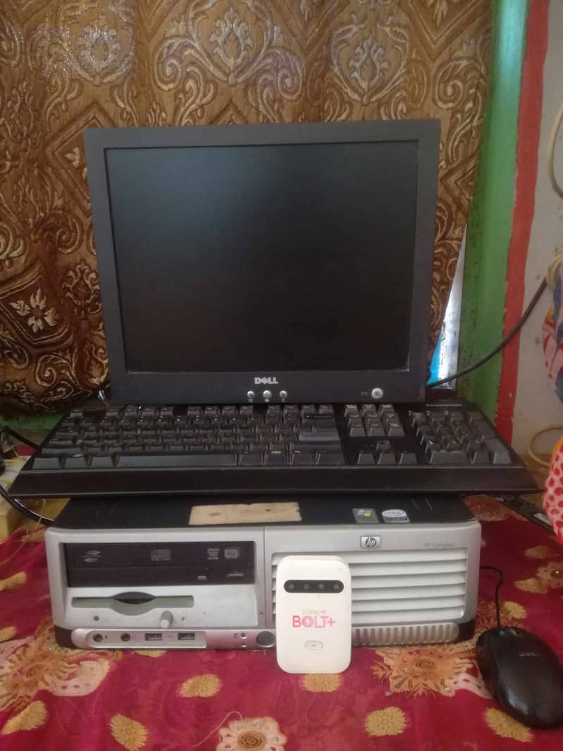 Hp Pc 4GB RAM//MEMORY 500GB with WiFi /// Computer for sale 8