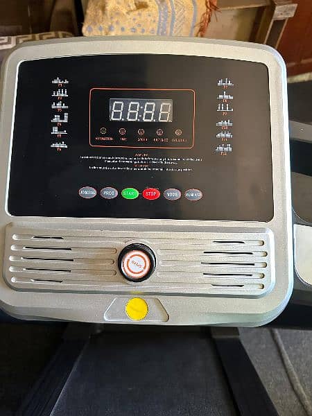 Treadmill With Massager 100% Perfect 7