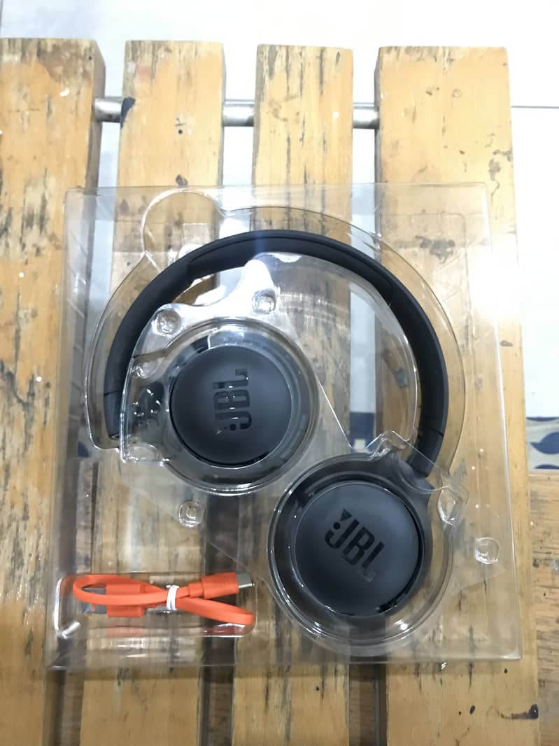 JBL Headphones Tune 510bt original 1