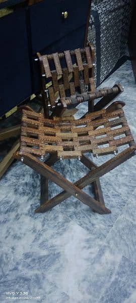 fold able stools made bi wood 0