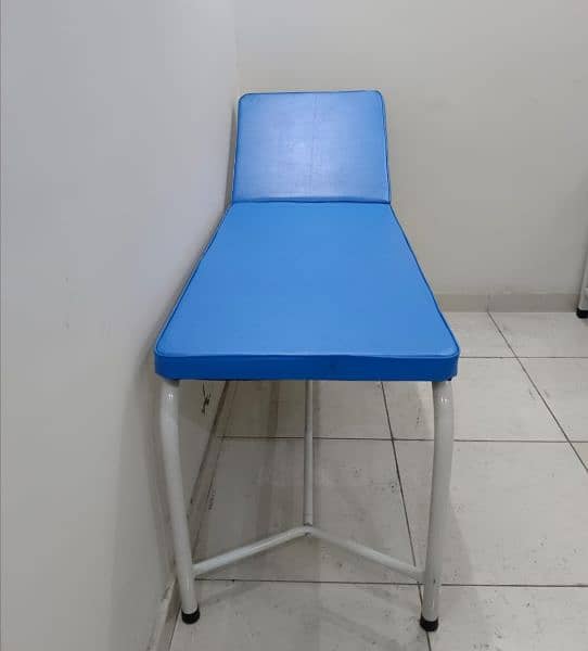 hospital beds/ couch / delivery table/ stool stock available 5