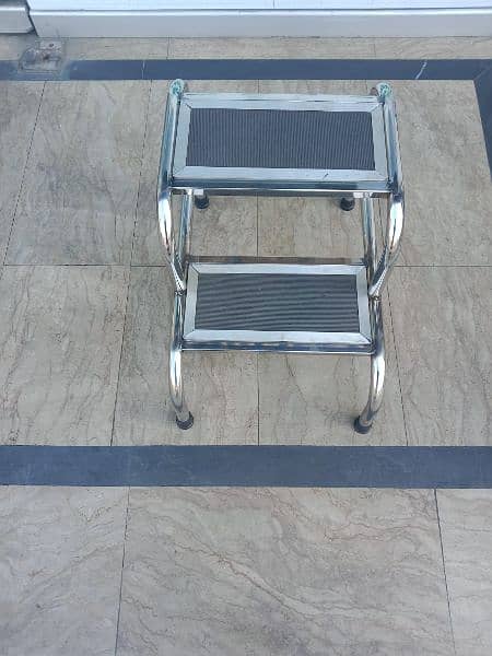 hospital beds/ couch / delivery table/ stool stock available 8