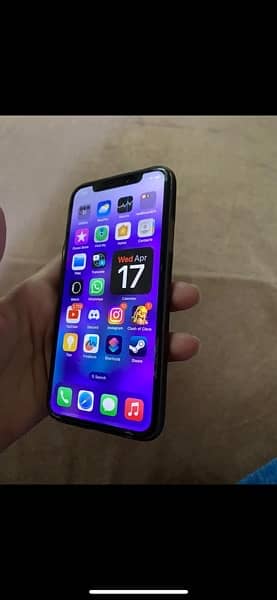iPhone XS non pta with sim time 4 months 2