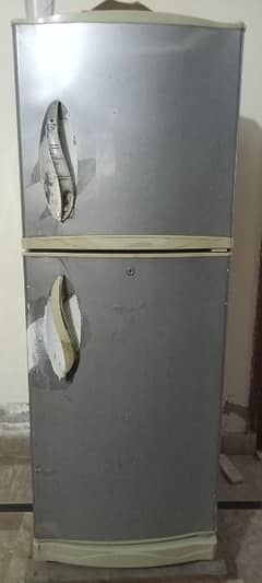 urgent sale fridge 2 door