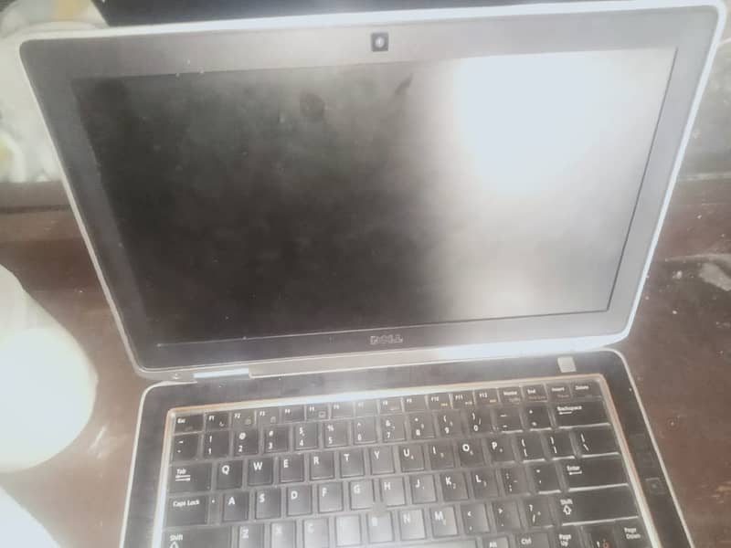 dell e6320 laptop 3