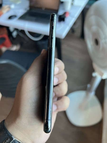 Iphone XS Non PTA 100% Water pack 64GB 6
