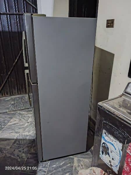 fridge and dryer for sale 03158160669 5