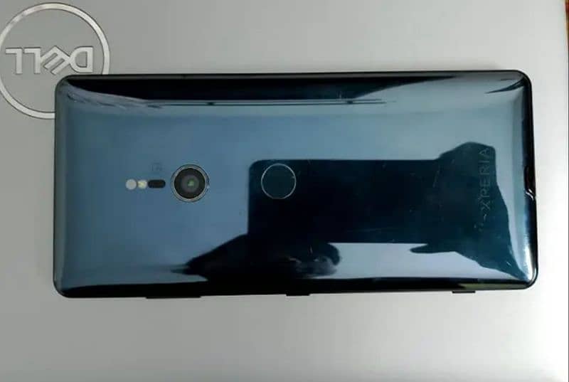Sony Xperia Xz 3 for sale neat and clean phone 2