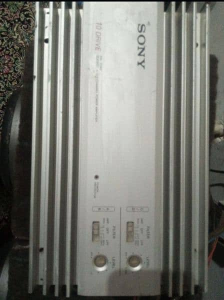 Sony Amplifier xm-3046 With Woofer And 2 Speaker's 0
