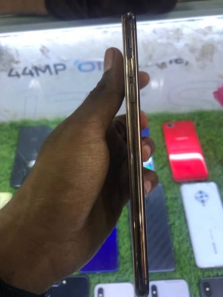 iphone xs max 3 days checking warranty 64gb 4