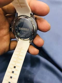 skemi white watch 0