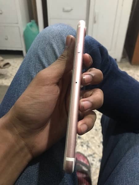 Iphone 7 PTA APPROVED 1