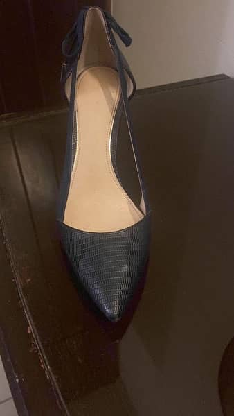 Zara Navy Blue Heels 0