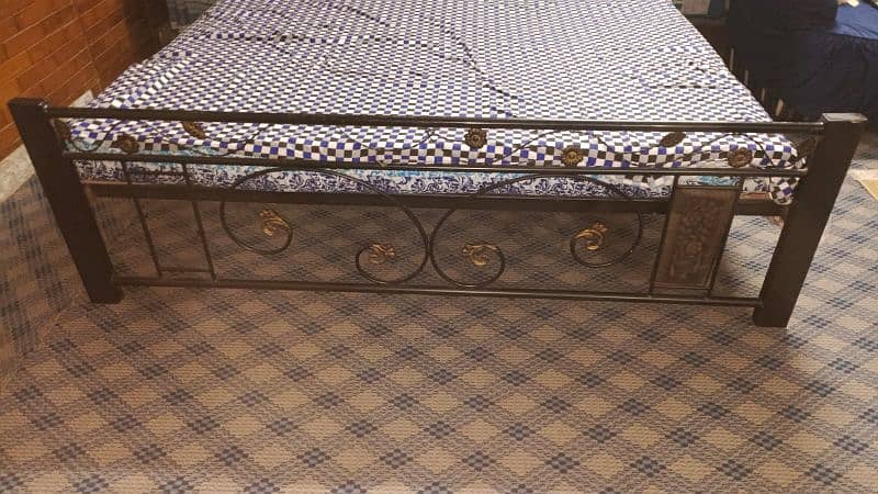 Iron bed For sale with Mattress 4