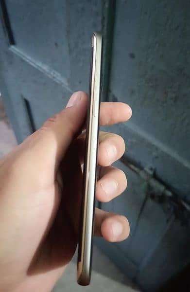Samsung S7 in Execellent condition 1