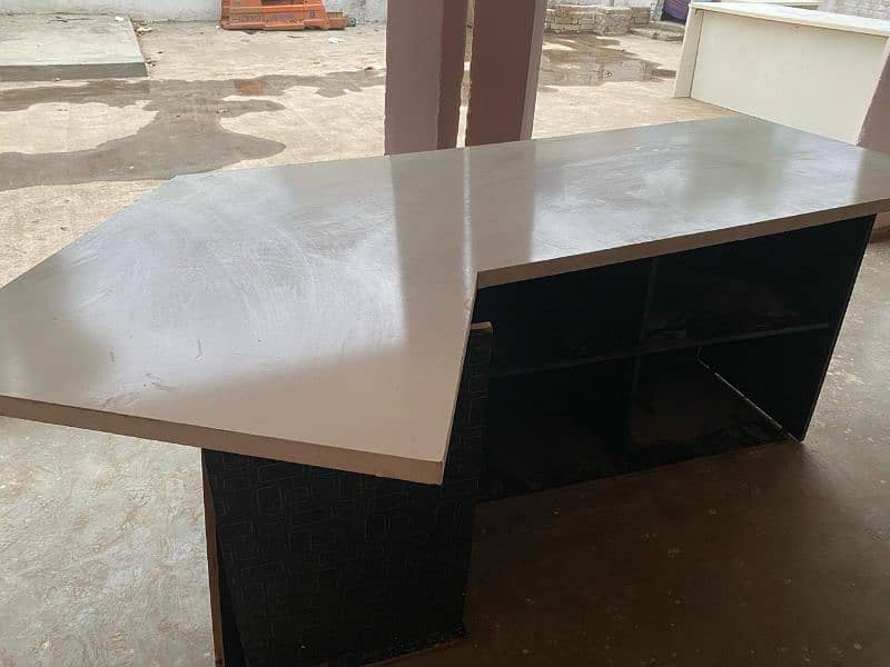 office tables for sale 14