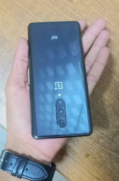 OnePlus 8 5G in Good Condtion 4