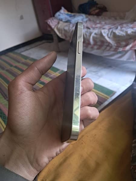 iphone 12 pro 256 gb non pta with box but cable nahi hai 1