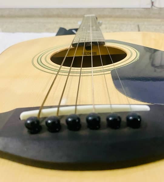 YAMAHA F310 acoustic guitar 4