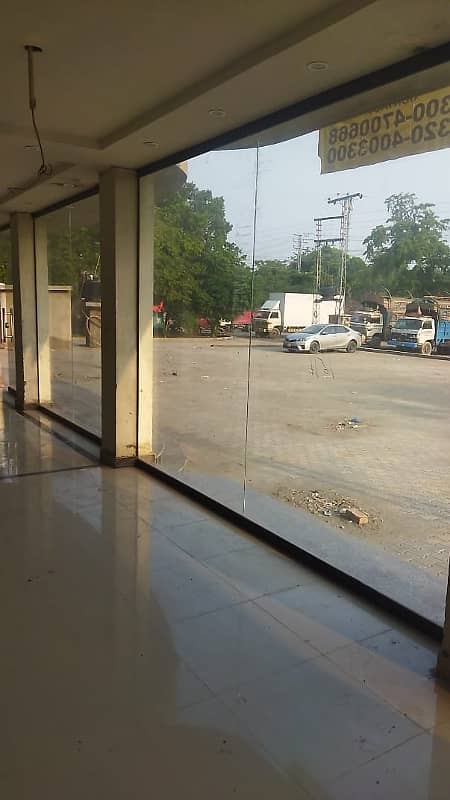 4 Kanal Commercial Paid Building Available For Sale On MM ALAM ROAD . Best Opportunity For Investors And Companies. 2