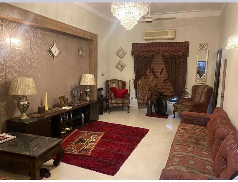 10 MARLA DOUBLE STOREY HOUSE AVAILABLE FOR SALE IN GULBERG LAHORE 9