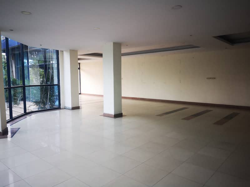 1500 Sq Ft Office For Rent On Main Mm Allam Road Gulberg 1