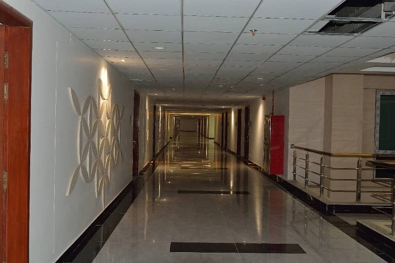 2000 Square Feet Commercial Hall Is Available For Rent In Mm Alam Road Gulberg 0