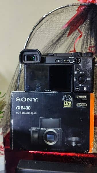 Sony 6400 with 16mm 1.4 7