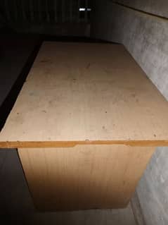 Computer Table, Study Table in good condition