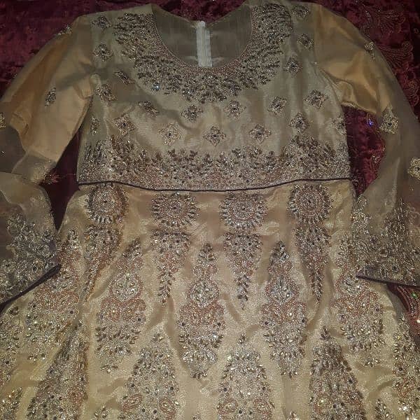 golden maxi with purple contrast in absolutely new condition 4