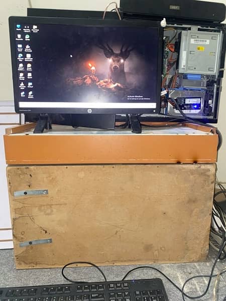 Gaming pc with LED mouse keyboard SSD Drive windows 11 pro installd 5