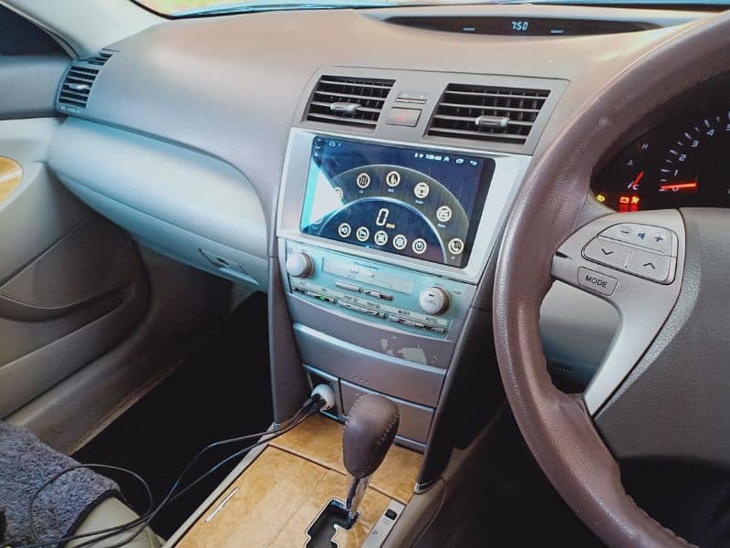 Toyota Camry 2006 model fully loaded and less driven 12