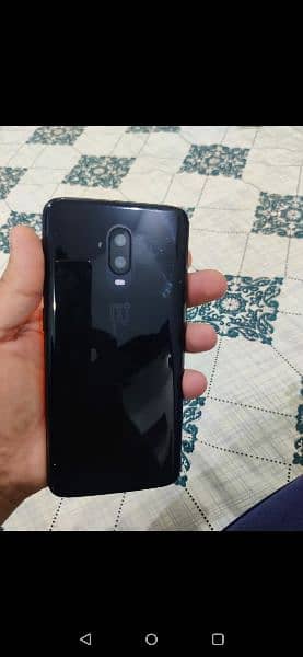 one plus 6T in mint condition 1