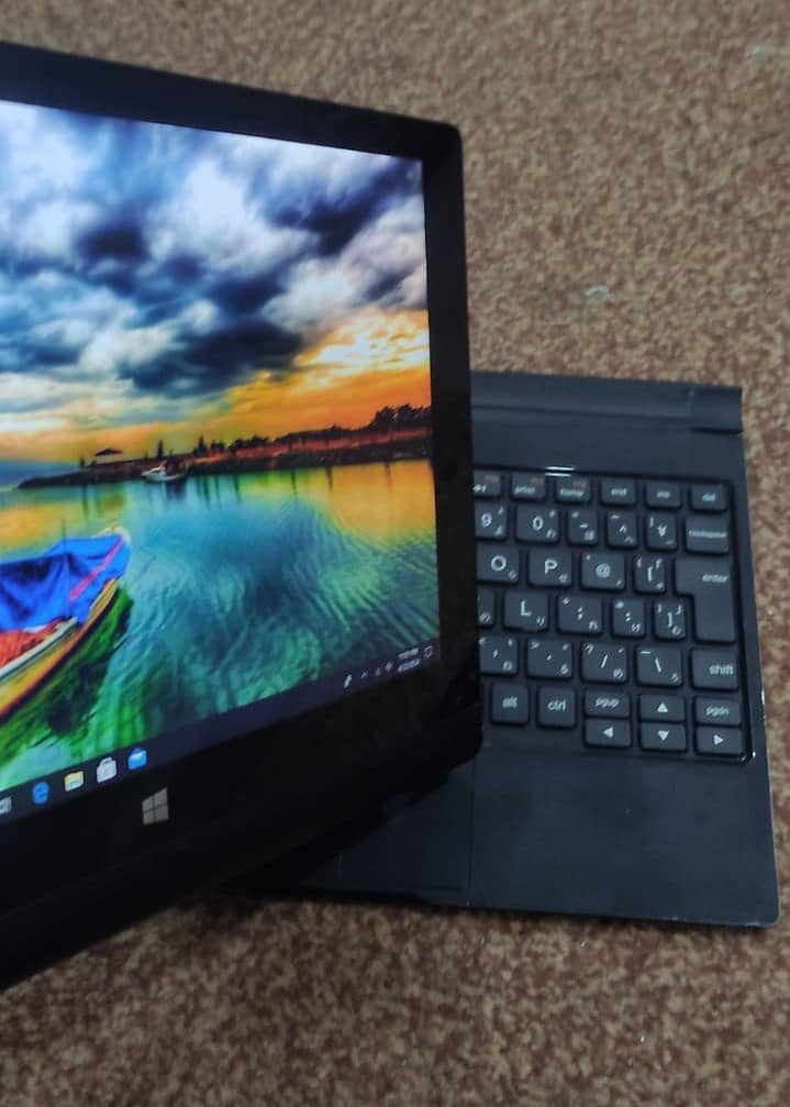 Lenovo Yoga 2-1051 L Windows Tablet + Laptop 10