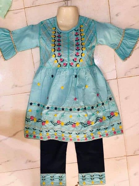 baby frock for sell 4